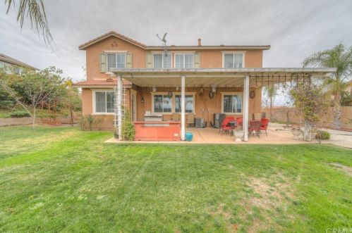 9380 Dauchy Ave, Riverside CA  92508-9213 exterior