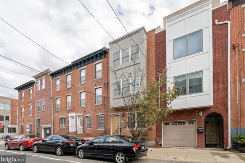 747 20th St, Philadelphia PA 19130-2003 exterior