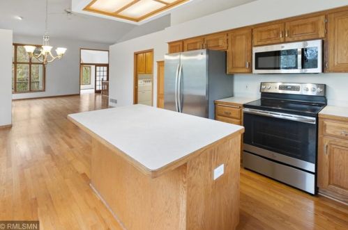 4211 Bristol Run, Saint Paul MN  55126-1410 exterior