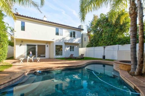 4719 Tobias Ave, Van Nuys CA  91403-2826 exterior