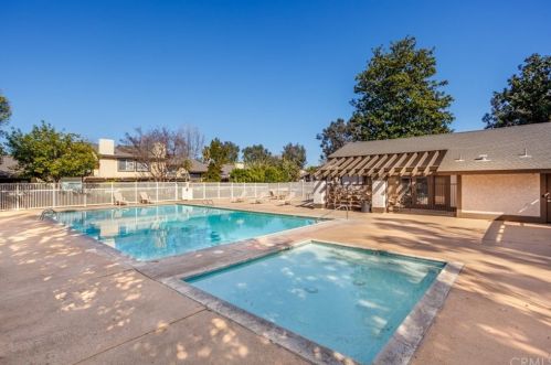 2530 Tustin Ave, Santa Ana CA  92705-1025 exterior