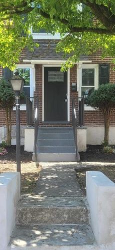 222 Priscilla St, Allentown, PA 18103-3470