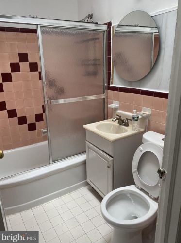 7136 Horrocks St, Philadelphia PA  19149-1209 exterior