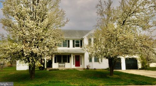 706 Harlequin Ln, Harrison Township, NJ 08062-3224