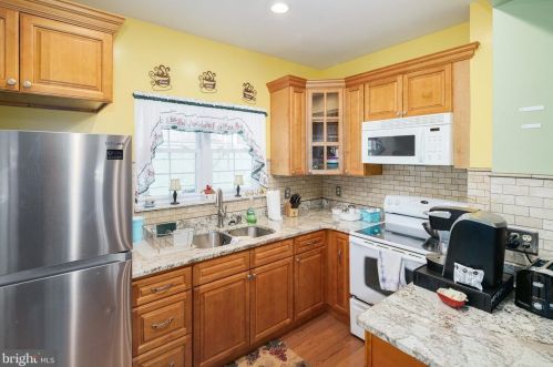 2649 10th St, Philadelphia PA 19148-5007 exterior