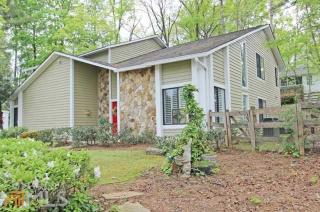 4200 Lake Rill Ct, Marietta, GA 30062-6158