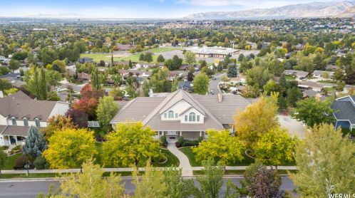 2515 Willow Hl Dr, Sandy UT 84093-1894 exterior