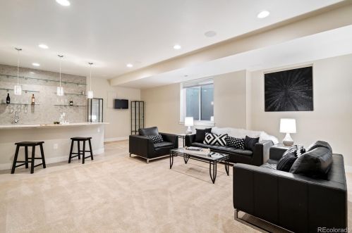 192 Madison St, Denver CO  80209-5405 exterior