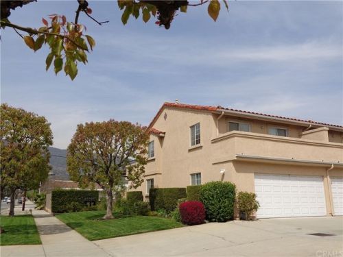 118 Pennsylvania Ave, Glendora, CA 91741-3312