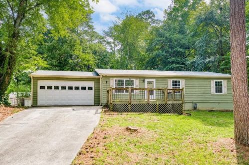 3884 Dollar Cir, Suwanee GA  30024-2338 exterior