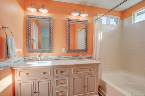 3933 Shawnee Way, Aurora CO  80018-4559 exterior