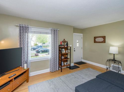 3617 44th Ave, Minneapolis, MN 55406-2905
