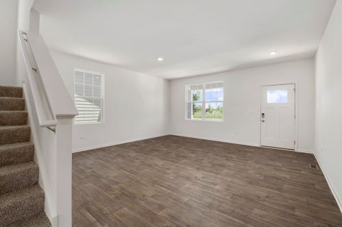 1824 Peyton Ter, Joliet, IL 60404-1235