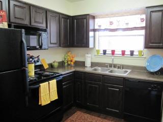 220 Overton Rd, Dallas TX  75224-4690 exterior