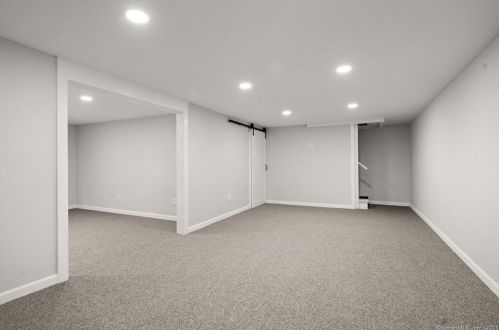 208 Lefoll Blvd, Wapping CT  06074-4261 exterior