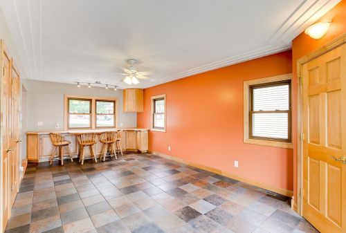 2495 13th Ave, Saint Paul MN  55109-2437 exterior