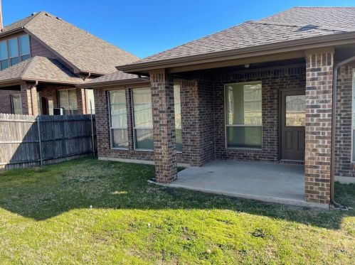 10321 Point Lobos Trl, Fort Worth TX  76177-6101 exterior