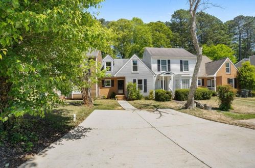 580 Manning Rd, Marietta, GA 30064-3053