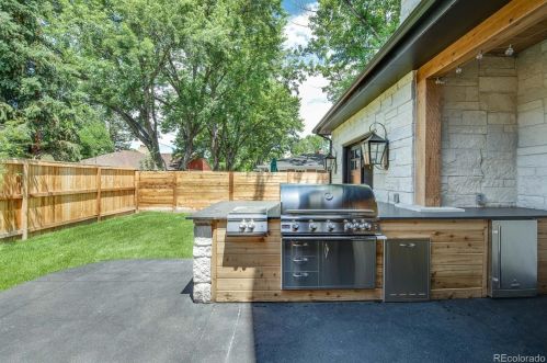 155 Southmoor Dr, Denver CO  80220-5957 exterior