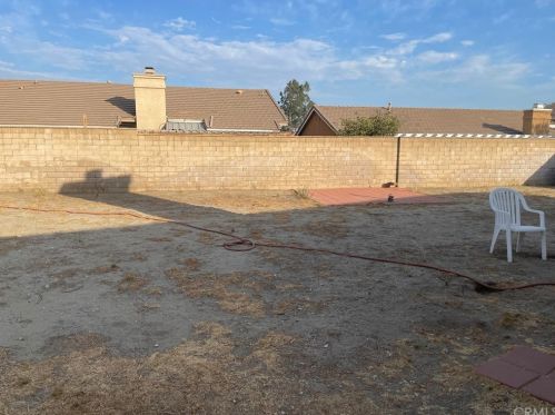 3749 Sweet Leaf Ave, Rialto, CA 92377-3442