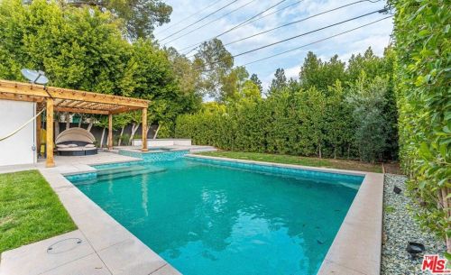 3604 Rosemary Ave, Glendale CA 91208-1216 exterior