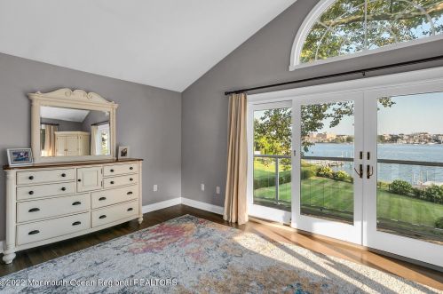 166 Conover Ln, Tinton Falls NJ 07701-6214 exterior