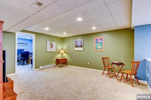 8 Matthew Ct, Dover NJ  07869-1058 exterior