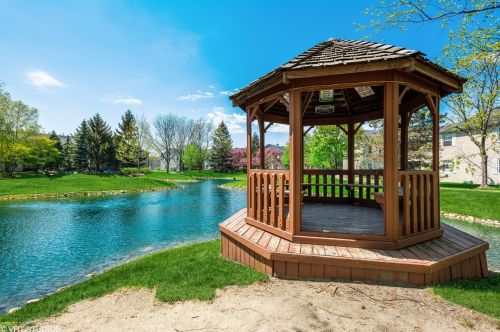 788 Gary Ave, Carol Stream IL  60188-4907 exterior