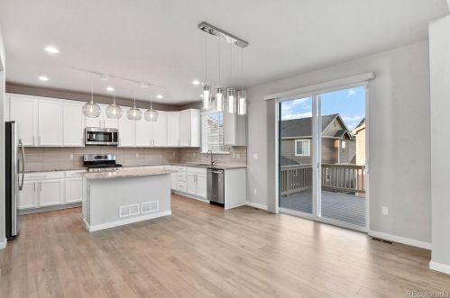 6632 Muscadine Ct, Denver CO  80016 exterior