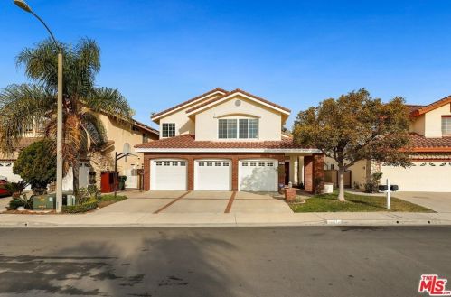 4971 Corso Cir, Cypress CA 90630-3564 exterior