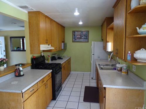 1247 Groton St, Anaheim CA  92801-1543 exterior