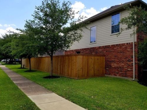11402 Shoal Creek Dr, Pearland, TX 77584-8795