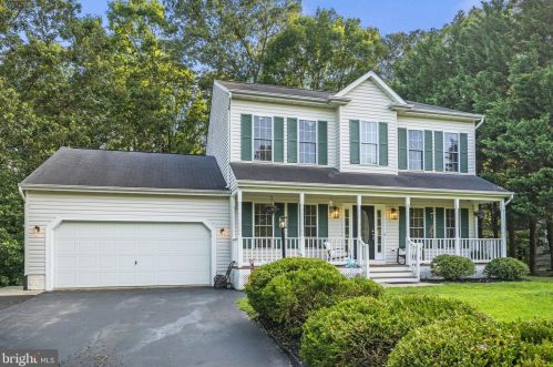 4802 Harvest Glen Ct, Fredericksburg, VA 22408-1888