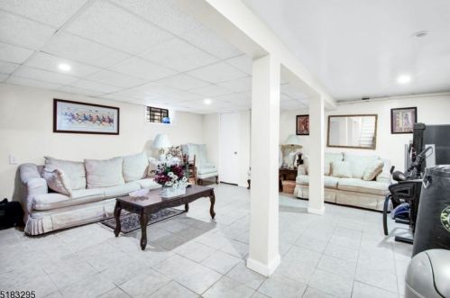 290 19th St, Paterson NJ 07501-2403 exterior