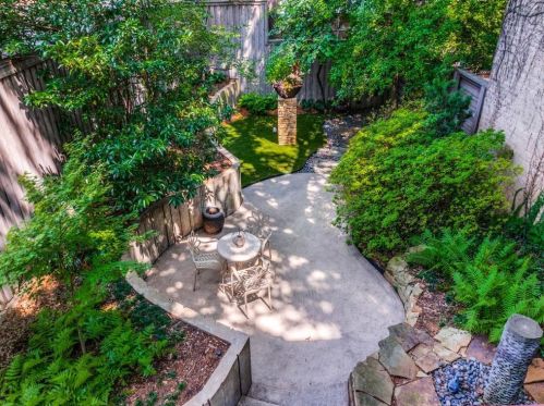 4030 Buena Vista St, Dallas TX  75204-7804 exterior