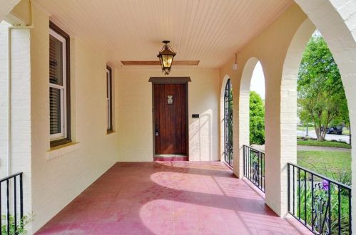 2528 Rogers Ave, Fort Worth TX  76109-1343 exterior