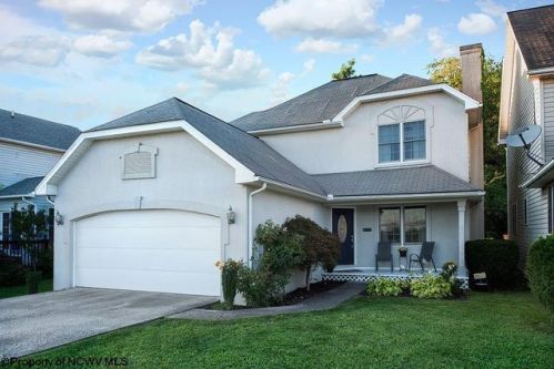 2012 Pinecrest Dr, Morgantown WV  26505-8039 exterior