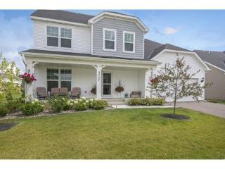 3727 Prairie View Dr, Saint Paul, MN 55129-1203