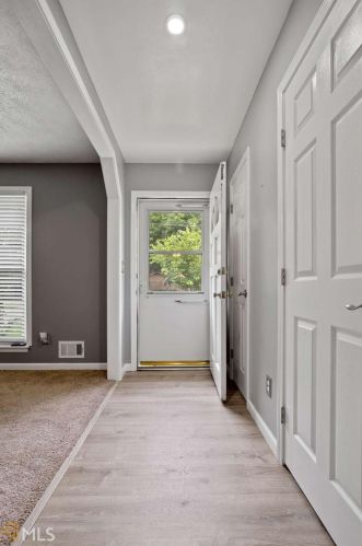 35 Carriage Trce, Stockbridge GA  30281-1328 exterior