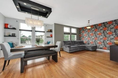 5402 Hanson Ave, Chicago, IL 60639-4771