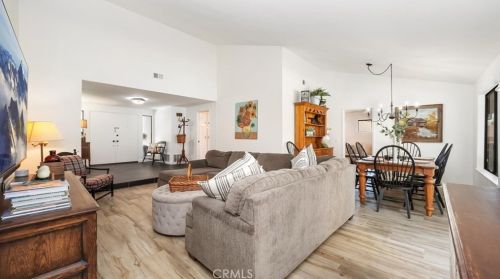 1519 Lynne Ct, Redlands, CA 92373-7143
