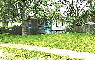 814 Vine St, Kewanee, IL 61443-1447