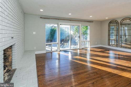 36 Cameron Ct, Princeton NJ  08540-3924 exterior