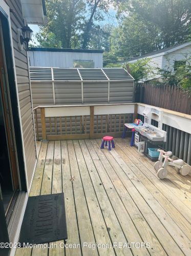 250 Madison St, Tinton Falls NJ exterior