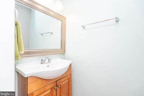 9233 Three Oaks Dr, Silver Spring MD 20901-3372 exterior