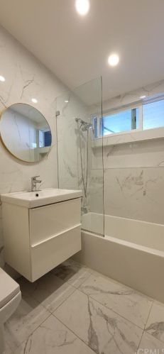 1917 Beacon Ave, Anaheim CA  92804-4422 exterior