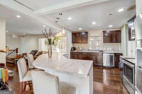 4265 Hidden Valley Dr, Atlanta GA  30349-1837 exterior