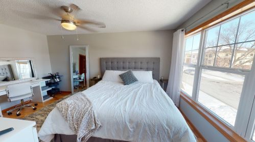 1091 Barclay St, Saint Paul MN  55106-1405 exterior