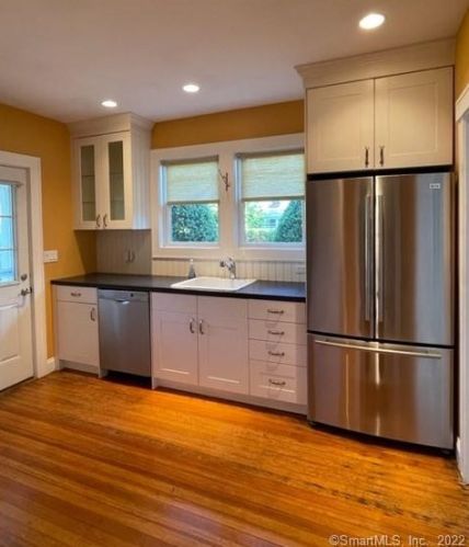 2 Hawkins Ave, Norwalk CT  06855-2405 exterior