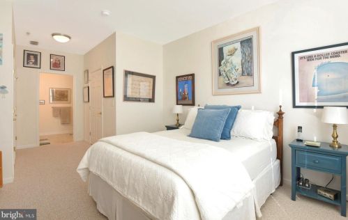 50 Kyle Way, Trenton NJ 08628-2520 exterior